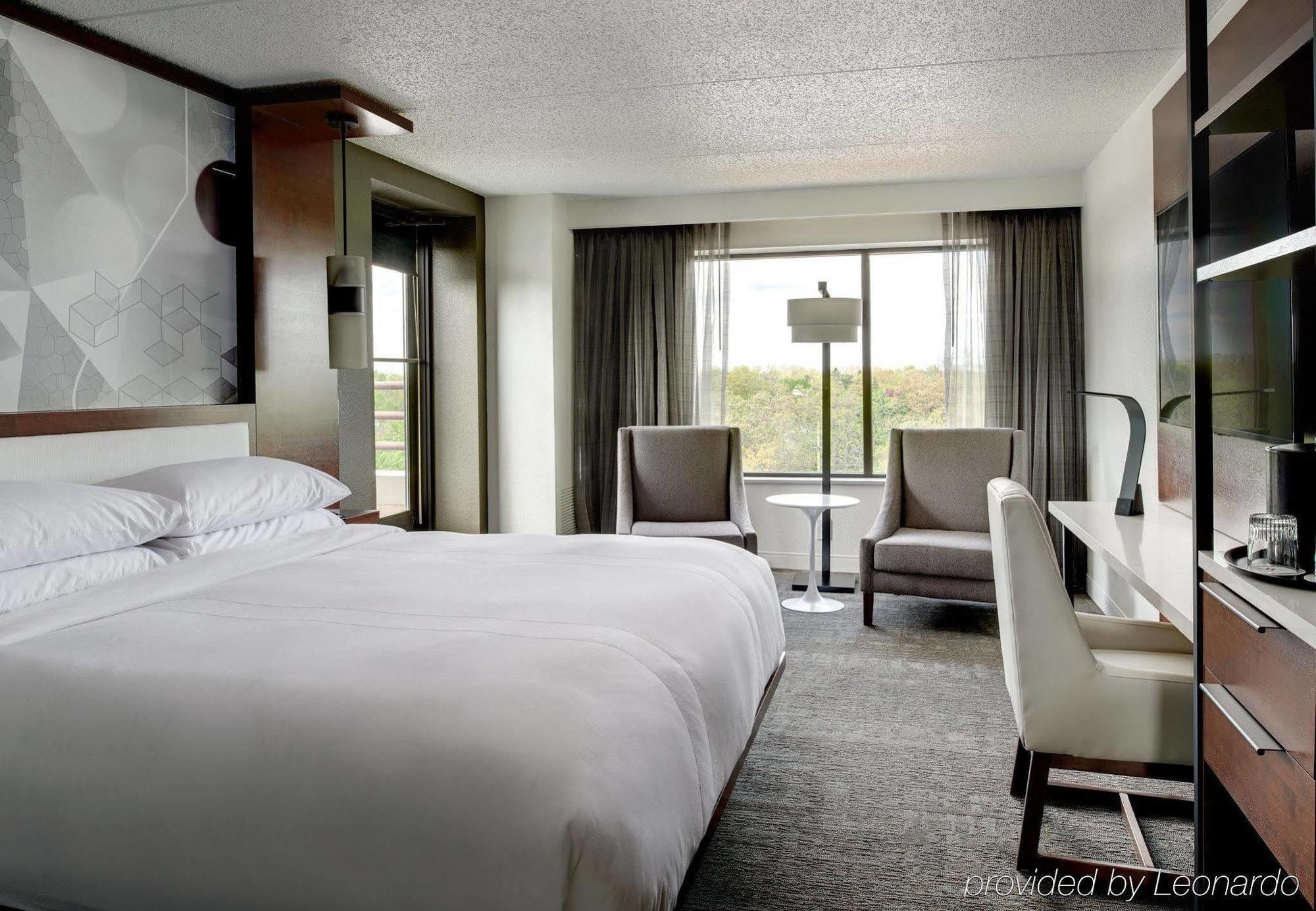 Marriott East Lansing At University Place Exterior foto